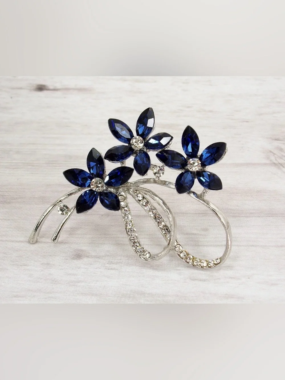 Blue crystal flower pin brooch with three blue marquise crystal flowers New